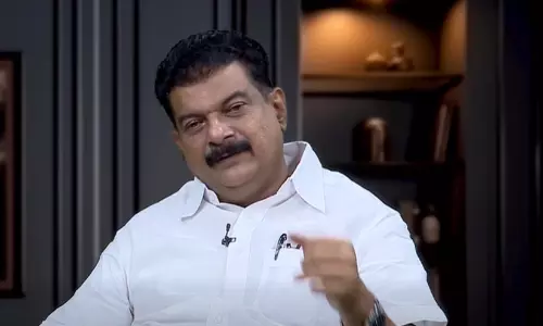 രണ്ട് ജില്ലയിൽ മുഴുവൻ സീറ്റും യു.ഡി.എഫ് തൂത്തുവാരും, പിണറായിയുടെ ഭൂരിപക്ഷം 10,000ൽ താഴെ -ഫലം പ്രവചിച്ച് പി.വി. അൻവർ