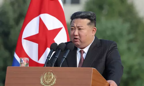 ‘കീഴടങ്ങുന്നതിലും നല്ലത് മരണം’; റഷ്യയിൽ ആത്മഹത്യ ചെയ്ത ഉത്തരകൊറിയൻ സൈനികരെ പ്രകീർത്തിച്ച് കിം ജോങ് ഉൻ