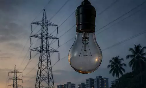 സ്മാ​ർ​ട്ടാ​യി പ​രി​ഹ​രി​ക്ക​ണം വൈ​ദ്യു​തി പ്ര​തി​സ​ന്ധി