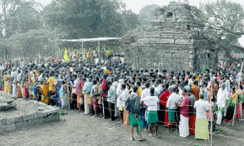 മം​ഗ​ളാ​ദേ​വി ചി​ത്രാ​പൗ​ർ​ണ​മി: ഒ​രു​ക്കം അ​ന്തി​മ​ഘ​ട്ട​ത്തി​ൽ