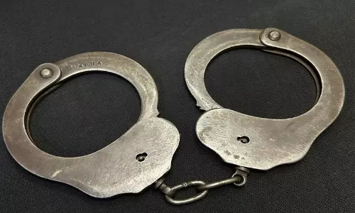 വയോധികക്ക് ക്രൂരമർദനം; വീടും കടയും തകർത്തു