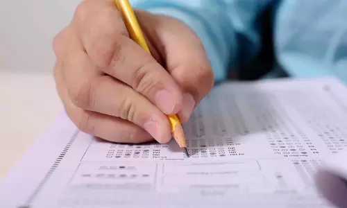 പരീക്ഷാഹാളിൽ പ്രവേശിപ്പിച്ചില്ല; 30ഓളം പേർക്ക് പി.എസ്.സിയുടെ വകുപ്പുതല പരീക്ഷ എഴുതാൻ കഴിഞ്ഞില്ലെന്ന്