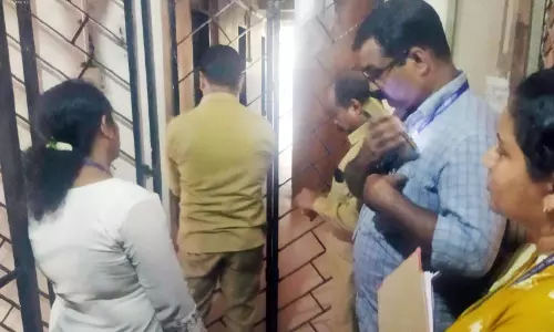 മലിനജലം ഓടയിലേക്ക് ഒഴുക്കി; വടകര സിറ്റി ലോഡ്ജ് നഗരസഭ അടച്ചുപൂട്ടി