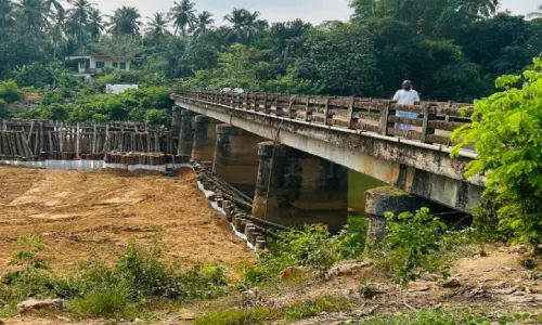 പരപ്പനങ്ങാടി ന്യൂ കട്ടിലെ പുതിയ പാലം പണി അനിശ്ചിതത്വത്തിൽ