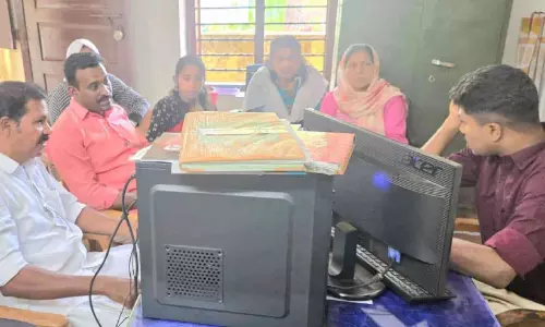 കുമ്മിൾ പഞ്ചായത്തിൽ ജലക്ഷാമം രൂക്ഷം; അസി. എൻജിനീയറെ തടഞ്ഞ് ജനപ്രതിനിധികളുടെ പ്രതിഷേധം