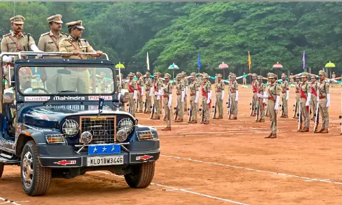 60 സബ് ഇന്‍സ്‌പെക്ടര്‍മാര്‍കൂടി കേരള പൊലീസ് സേനയിലേക്ക്; പാസിങ് ഔട്ട് പരേഡ് നടത്തി