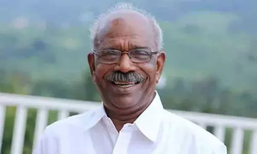 കൈപ്പത്തി കൊണ്ട് ഉണ്ടാക്കി ആണല്ലോ രാജ്യം ബി.ജെ.പിയുടെ കൈയ്യിൽ എത്തിച്ചത്; കോൺഗ്രസിനെതിരെ എം.എം. മണി