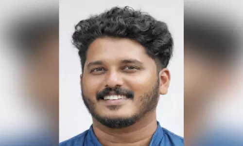 എ.വി. മുകേഷ്‌ സ്‌മാരക അവാർഡ്‌ എ.എസ്‌. അക്ഷയ്‌ക്ക്‌