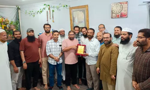 അബ്ദുസ്സലാം മാണിയോട്ടിന് യാത്രയയപ്പ് നൽകി