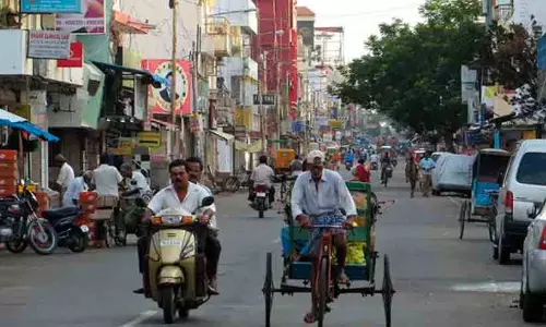 പുതുച്ചേരി അട്ടിമറിയുമോ; എൻ.ഡി.എയെ വിറപ്പിച്ച് കോൺഗ്രസ്