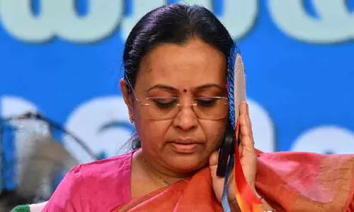 ആറന്മുളയിലെ കപ്പൽ ആടിയുലഞ്ഞിരിക്കുന്നു സർ... പരിക്ക് അതിഗുരുതരം