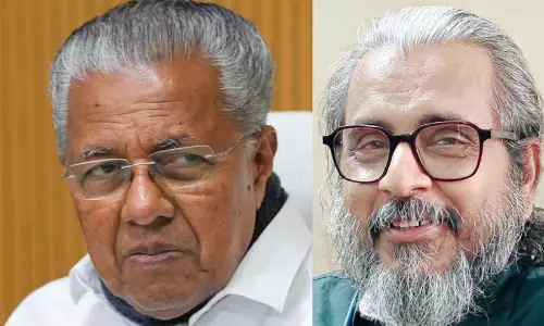 ‘പാർട്ടി കോട്ടകൾ നെഞ്ചുപൊട്ടിയാവണം സ്വന്തം ചിഹ്നത്തെ മാറ്റിനിർത്തി വോട്ടു ചെയ്തത്, രോഗംഗ്രസിച്ച കോശങ്ങൾ മുറിച്ചുമാറ്റാനുള്ള സർജറിയാണത്’; ചികിത്സ നൽകിയില്ലെങ്കിൽ അന്ത്യം ഉറപ്പെന്ന് ഡോ. ആസാദ്