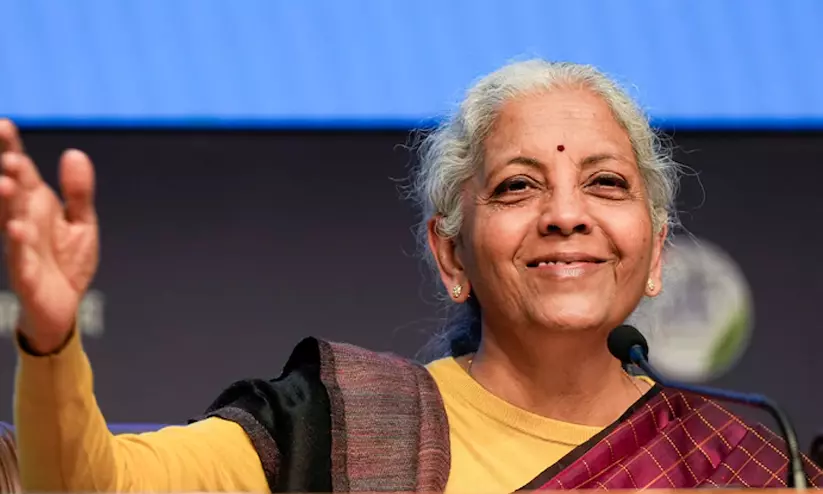 ബംഗാളിലെ വിജയം: ബി.ജെ.പിയെ അഭിനന്ദിച്ച് കേന്ദ്രധനമന്ത്രി നിർമല സീതാരാമന് ബംഗാളിലെ വിജയം: ബി.ജെ.പിയെ അഭിനന്ദിച്ച് കേന്ദ്രധനമന്ത്രി നിർമല സീതാരാമന്