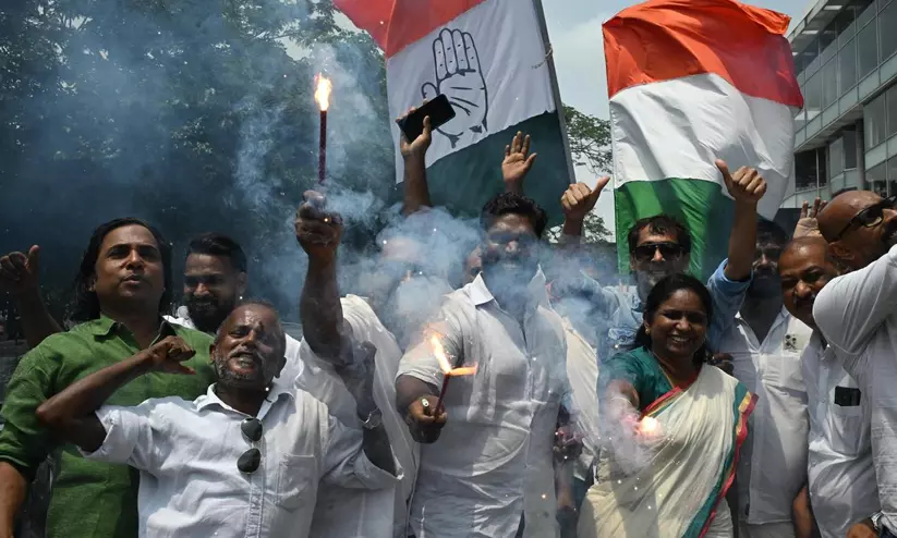 എറണാകുളത്ത് എതിരില്ല; സർവം യു.ഡി.എഫ് എറണാകുളത്ത് എതിരില്ല; സർവം യു.ഡി.എഫ്