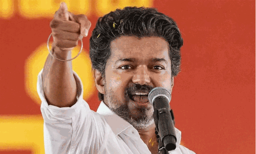 മാറ്റത്തിന്റെ വിസിൽ മുഴക്കം