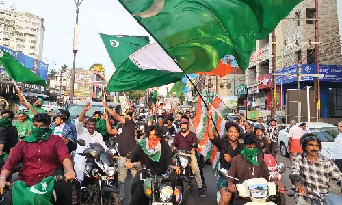 വിജയകൊടുമുടിയിൽ യു.ഡി.എഫ്