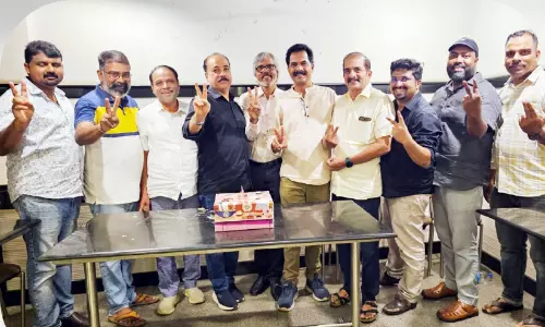 ബംഗളൂരിൽ കേരള തെരഞ്ഞെടുപ്പ് വിജയാഘോഷം