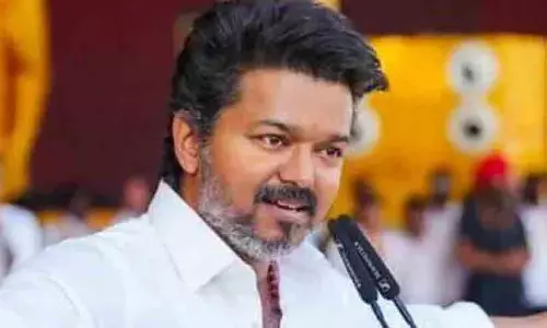 ടി.വി.കെയെ പിന്തുണച്ച കോൺഗ്രസ് നടപടി മുറിവേൽപ്പിച്ചു;    വിജയ് സർക്കാർ രൂപീകരിക്കട്ടെയെന്ന് ഡി.എം.കെ