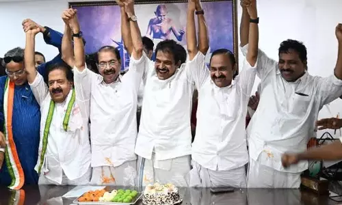 പുതിയ സർക്കാർ നിലപാട് ജനം കാത്തിരിക്കുന്നു