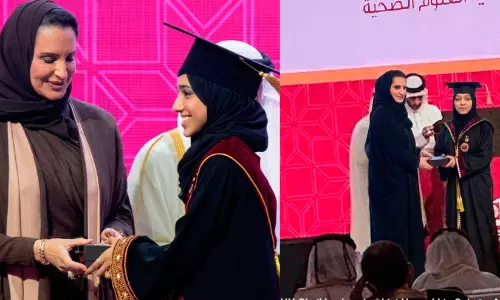 ഖത്തർ യൂണിവേഴ്സിറ്റിയിൽ സ്വർണമെഡൽ നേട്ടവുമായി മലയാളി വിദ്യാർഥിനികൾ ഖത്തർ യൂണിവേഴ്സിറ്റിയിൽ സ്വർണമെഡൽ നേട്ടവുമായി മലയാളി വിദ്യാർഥിനികൾ