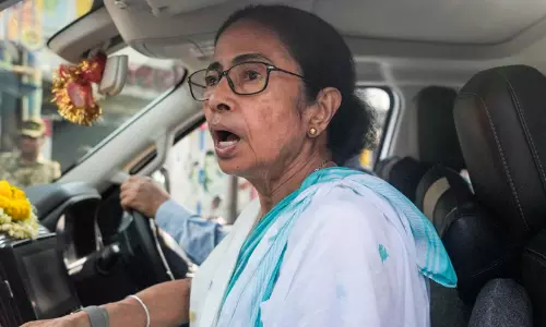 പശ്ചിമ ബംഗാളിൽ കൂട്ടരാജി; മമതയുടെ വിശ്വസ്ത ഉപദേശകരടക്കം ഉന്നത ഉദ്യോഗസ്ഥർ രാജിവെച്ചു