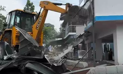 ഇടുക്കിയിൽ കൈ​യേറ്റം ആരോപിച്ച് ക്ഷേത്രവും ചർച്ചും പൊളിച്ചു; 88 കെട്ടിടങ്ങൾ ഒഴിപ്പിക്കും