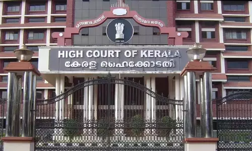 സ്കൂളുകൾ മിക്സഡ്​ ആക്കി മാറ്റാൻ തദ്ദേശ സ്ഥാപനങ്ങളുടെ അനുമതി എന്തിനെന്ന്​ ഹൈകോടതി