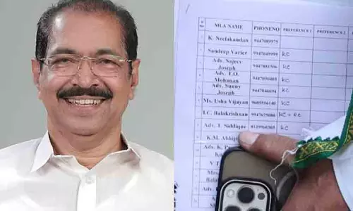 രാഷ്ട്രീയം നമ്പറുകളുടെ കളി; എം.എൽ.എമാരുടെ പിന്തുണ പ്രധാനം -മുഖ്യമന്ത്രി ചർച്ചയിൽ സണ്ണി ജോസഫ്