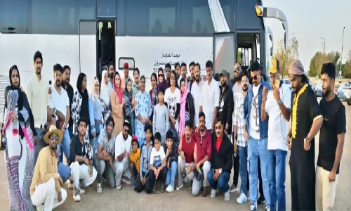 യാം​ബു പു​ഷ്പ​മേ​ള​യി​ലേ​ക്ക് വി​നോ​ദ​യാ​ത്ര സം​ഘ​ടി​പ്പി​ച്ച് ജി​ദ്ദ ക​ലാ​ര​ത്‌​ന നൃ​ത്തവി​ദ്യാ​ല​യം