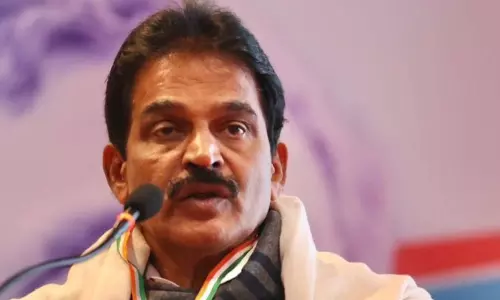 കേരളം കടന്ന് കെ.സിക്കെതിരെ ഫ്ലക്സുകൾ