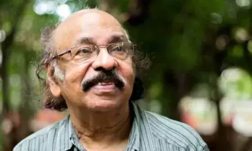 കെ. സച്ചിദാനന്ദൻ കേരള സാഹിത്യ അക്കാദമി അധ്യക്ഷസ്ഥാനം രാജിവെച്ചു