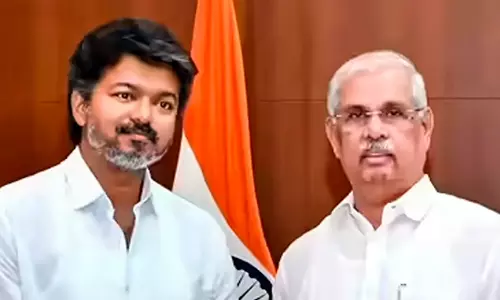 വിജയിയുടെ ഭൂരിപക്ഷം ഉറപ്പായില്ലെന്ന് ലോക്ഭവൻ; സത്യപ്രതിജ്ഞയിൽ വീണ്ടും അനിശ്ചിതത്വം
