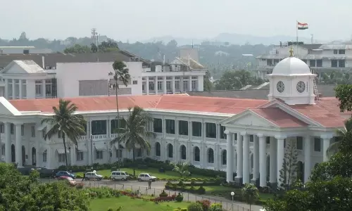 സെക്രട്ടേറിയറ്റിലെ ഫയൽ ‘നശിപ്പിക്കൽ’ ചട്ടവിരുദ്ധം; അന്വേഷണം വന്നേക്കും