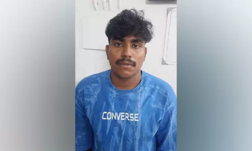 പീഡനക്കേസ്; പ്രതിയെ പിടികൂടാനുള്ള ശ്രമത്തിനിടെ പൊലീസുകാരനെ കടിച്ചു