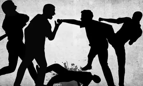 വിവാഹ സൽക്കാരത്തിനിടെ സംഘർഷം: എട്ടുപേർക്ക് പരിക്കേറ്റു