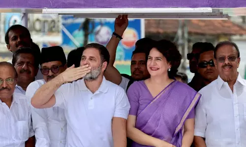 വി.ഡിയെ മുഖ്യമന്ത്രിയാക്കണമെന്ന് ആവശ്യം: പ്രിയങ്ക ഗാന്ധിക്കും രാഹുൽ ഗാന്ധിക്കും വയനാട്ടിൽനിന്ന് ഇമെയിൽ പ്രവാഹം വി.ഡിയെ മുഖ്യമന്ത്രിയാക്കണമെന്ന് ആവശ്യം: പ്രിയങ്ക ഗാന്ധിക്കും രാഹുൽ ഗാന്ധിക്കും വയനാട്ടിൽനിന്ന് ഇമെയിൽ പ്രവാഹം