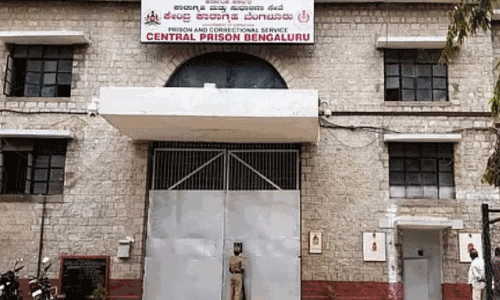 ജയിലിൽ തടവുകാർക്കായി ബയോമെട്രിക് ട്രാക്കിങ് സംവിധാനം