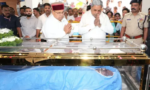 ഡി.സുധാകർ കോൺഗ്രസ് പ്രത്യയശാസ്ത്രത്തിന്റെ ദീപശിഖ വാഹകൻ -രാഹുൽഗാന്ധി