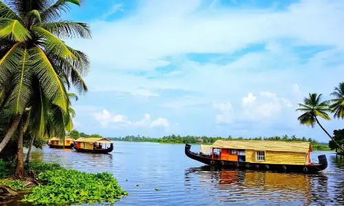 പോകാം, അവധിക്കാല യാത്ര; കോട്ടയം ജില്ലയിലെ വിനോദ സഞ്ചാര കേന്ദ്രങ്ങൾ പോകാം, അവധിക്കാല യാത്ര; കോട്ടയം ജില്ലയിലെ വിനോദ സഞ്ചാര കേന്ദ്രങ്ങൾ
