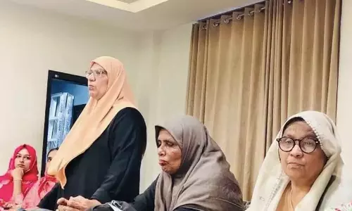 നിങ്ങൾ ആരെയാണ്‌ പേടിപ്പിക്കുന്നത്‌ സൈബർ ലീഗുകാരാ?; സൈബർ ആക്രമണത്തിൽ പ്രതികരണവുമായി സുഹറ മമ്പാട്
