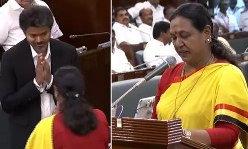 പ്രേമലത വിജയ്കാന്തിനെ വണങ്ങി വിജയ്; രാഷ്ട്രീയ മാന്യതയെ പ്രശംസിച്ച് സോഷ്യൽ മീഡിയ