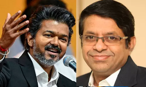പ്രവചനം സത്യമായി, പദവിയും തേടിയെത്തി, പിന്നാലെ വിവാദവും; ജ്യോതിഷിക്ക് വിജയ്‌യുടെ ഒ.എസ്.ഡി ആയി നിയമനം!