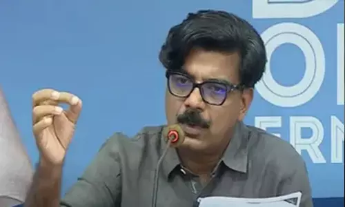 ലീഗിനെതിരെയുള്ള പ്രസ്താവന ദുർവ്യാഖ്യാനം ചെയ്തു, നന്ദി പര്യടനത്തിനിടെ പ്രവർത്തകർ തടഞ്ഞു എന്നുള്ളത് തെറ്റായ പ്രചാരണം -മാത്യു കുഴൽനാടൻ ലീഗിനെതിരെയുള്ള പ്രസ്താവന ദുർവ്യാഖ്യാനം ചെയ്തു, നന്ദി പര്യടനത്തിനിടെ പ്രവർത്തകർ തടഞ്ഞു എന്നുള്ളത് തെറ്റായ പ്രചാരണം -മാത്യു കുഴൽനാടൻ