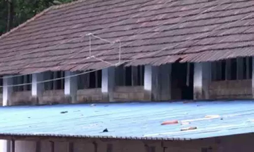 സ്കൂൾ കെട്ടിടങ്ങളുടെ ഫിറ്റ്​നസ്: കലക്ടർമാരുടെ യോഗം വിളിച്ചു