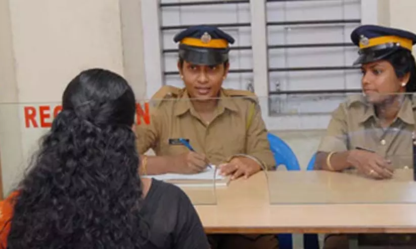 തൊഴില് പീഡന പരാതിയില് നടപടിയുമായി ‘അമ്മ’ തൊഴില് പീഡന പരാതിയില് നടപടിയുമായി ‘അമ്മ’