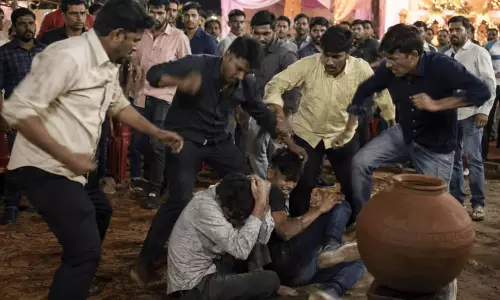 മരണത്തെ മുഖാമുഖം കണ്ട നിമിഷങ്ങൾ; കൂജയിൽ നിന്ന് വെള്ളം കുടിച്ചതിന് ഉത്തരാഖണ്ഡിൽ ദലിത് സഹോദരങ്ങൾക്ക് ക്രൂരമർദനം
