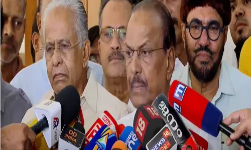 ‘ഭരണസ്തംഭനമില്ല, ഉദ്യോഗസ്ഥർ കാത്തിരിക്കും’; ഡൽഹിയിൽ കണ്ണ് നട്ട് ലീഗ് നേതൃത്വം