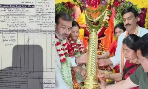 കോടികളുടെ സ്വർണത്തിന് പകരം ചെമ്പോ? അഞ്ജനാദ്രി ക്ഷേത്രത്തിലെ സ്വർണസമർപ്പണത്തിൽ കലക്ടറുടെ ഇടപെടൽ