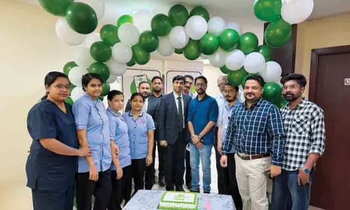 ആരോഗ്യ സേവകർക്ക് ആദരം; നഴ്സുമാർക്കൊപ്പം നഴ്സസ് ദിനം ആഘോഷിച്ച് മോഡേൺ എക്സ്ചേഞ്ച് ആരോഗ്യ സേവകർക്ക് ആദരം; നഴ്സുമാർക്കൊപ്പം നഴ്സസ് ദിനം ആഘോഷിച്ച് മോഡേൺ എക്സ്ചേഞ്ച്