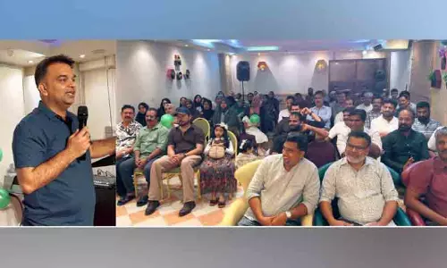 യു.ഡി.എഫ് വിജയാഘോഷവുമായി മസ്കത്ത് കെ.എം.സി.സി തൃക്കരിപ്പൂർ കമ്മിറ്റി യു.ഡി.എഫ് വിജയാഘോഷവുമായി മസ്കത്ത് കെ.എം.സി.സി തൃക്കരിപ്പൂർ കമ്മിറ്റി